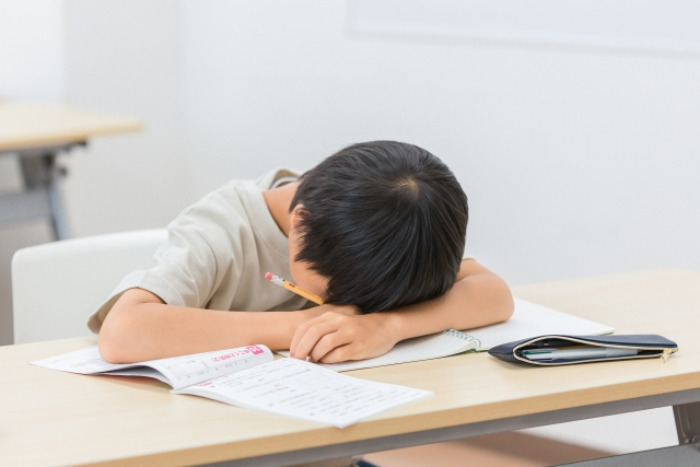 発達障害により白黒思考に陥りやすい人の特徴